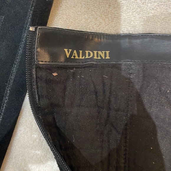 Valdini Black Suede Boots - Picture 5 of 5